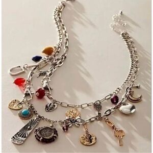 Free People / Maxamillion
World Traveler Layered Necklace / New with tags